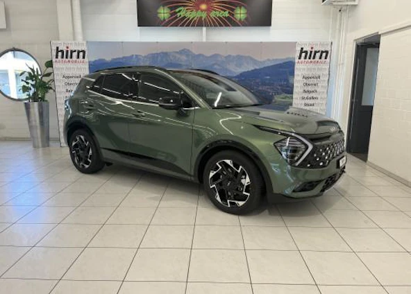 First vehicle image First vehicle image