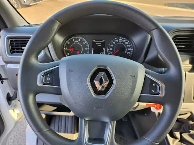 Renault Master T35 dCi145 L3