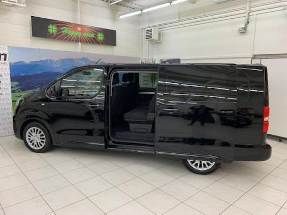 Vehicle image 3 Vehicle image 3