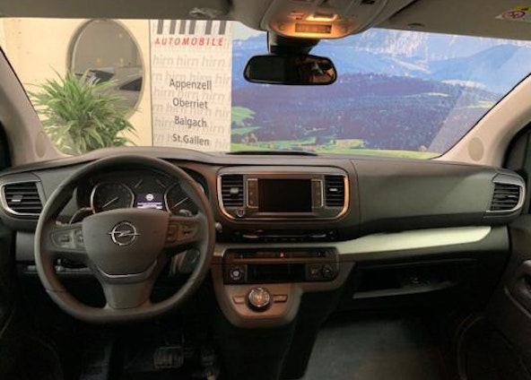 Vehicle image 6 Vehicle image 6