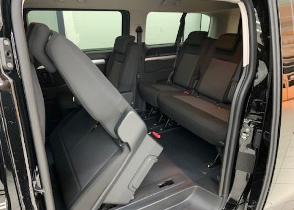 Vehicle image 8 Vehicle image 8