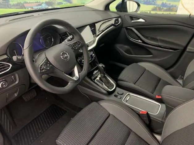 Opel Astra 1.4i Turbo Elegance