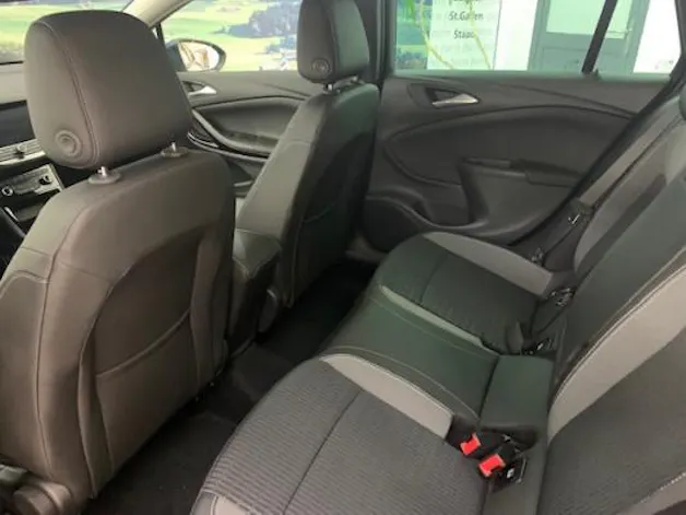 Opel Astra 1.4i Turbo Elegance