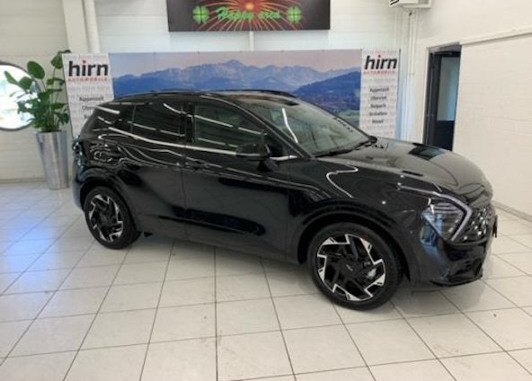 First vehicle image First vehicle image