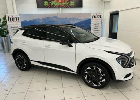 First vehicle image First vehicle image