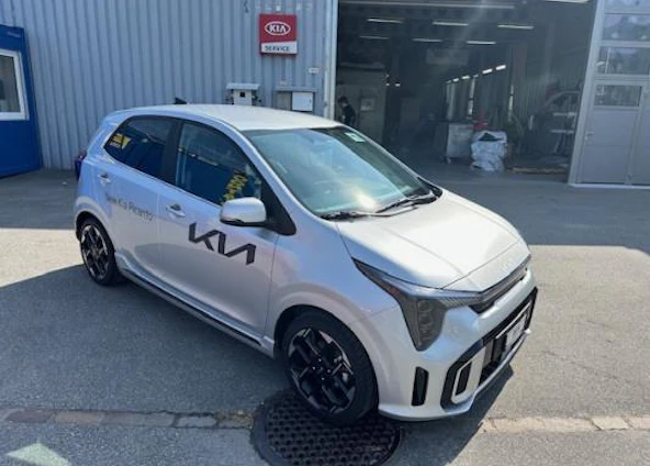 Vehicle image 2 Vehicle image 2