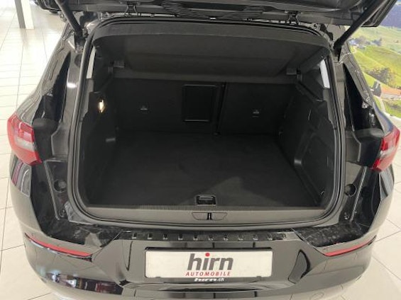 Vehicle image 5 Vehicle image 5