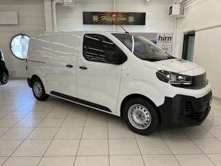 Vehicle image OPEL VIVARO