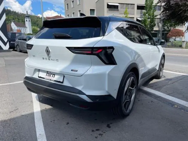 Renault Scénic E-Tech Iconic