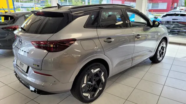 Opel Grandland Hybrid4 GSe