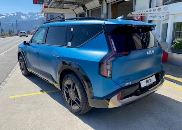 Vehicle image 2 Vehicle image 2