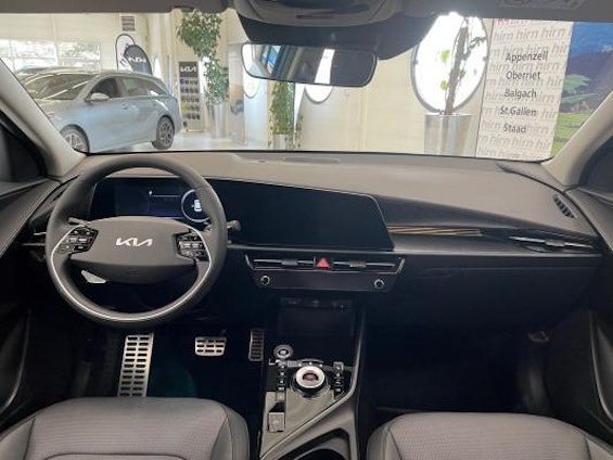 Vehicle image 3 Vehicle image 3