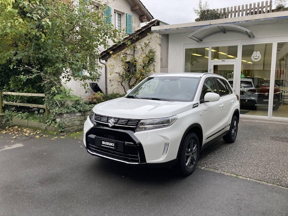 First vehicle image