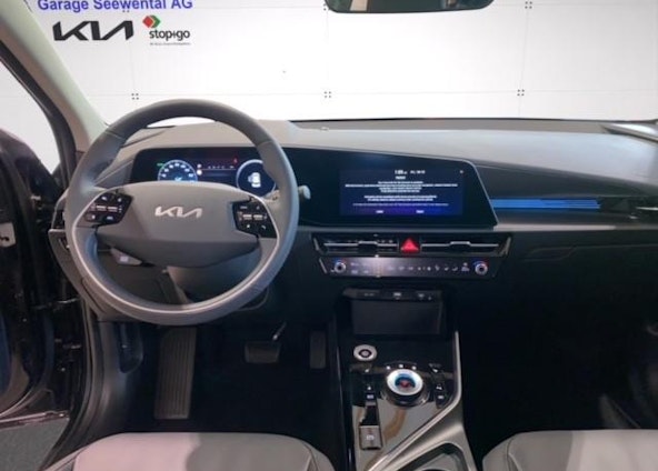 Vehicle image 8 Vehicle image 8