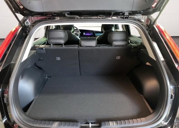 Vehicle image 16 Vehicle image 16