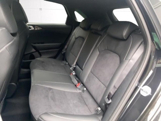 Vehicle image 25 Vehicle image 25