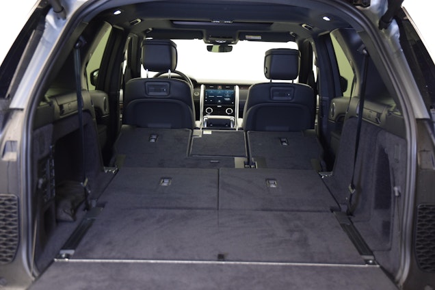 Vehicle image 16