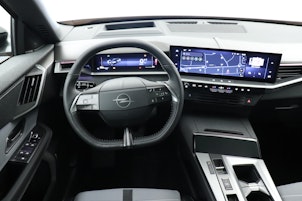 Vehicle image OPEL Grandland GS electric