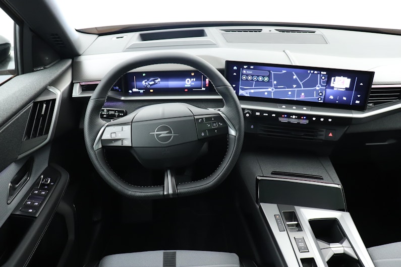 Vehicle image OPEL GRANDLAND