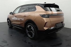 Vehicle image OPEL Grandland GS electric