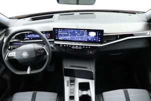 Vehicle image OPEL Grandland GS electric