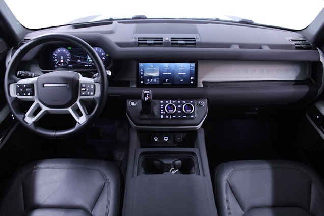 Vehicle image 8