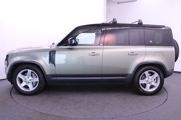 LAND ROVER Defender 110 2.0 P400e SE 1