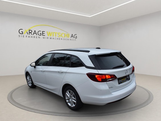 Vehicle image 6 Vehicle image 6