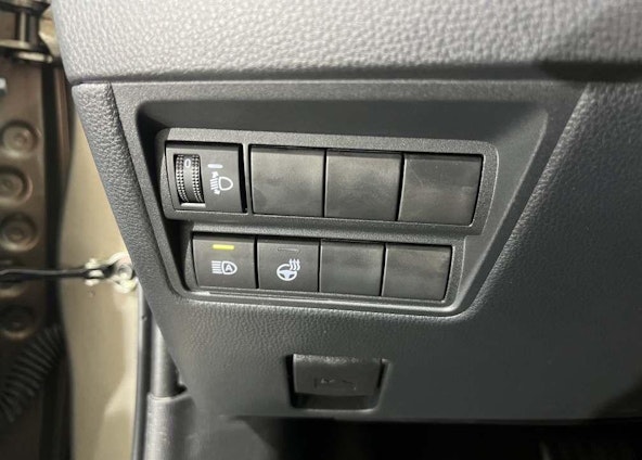 Vehicle image 12 Vehicle image 12