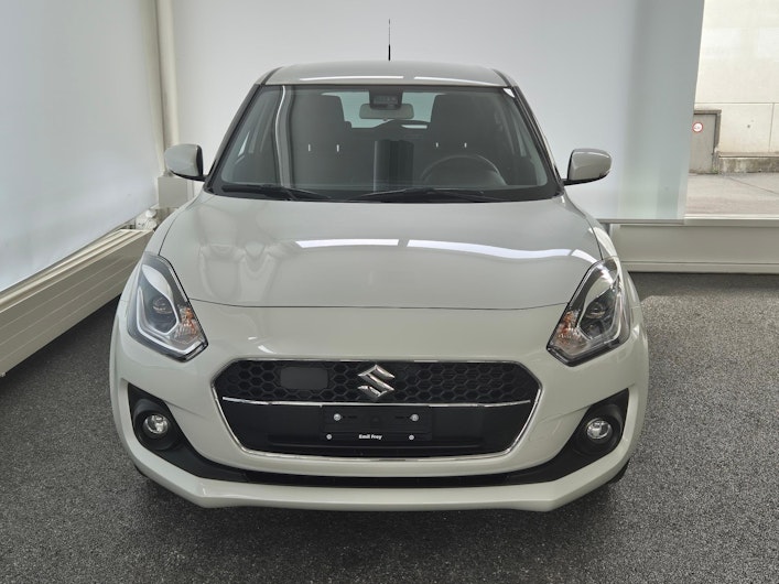 Vehicle image SUZUKI SWIFT