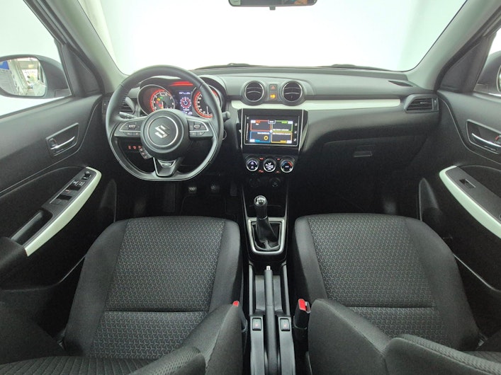 Vehicle image SUZUKI SWIFT