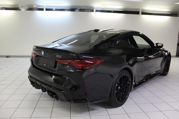 BMW M4 Competition xDrive Coupé 2