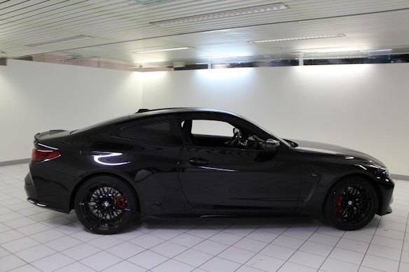 BMW M4 Competition xDrive Coupé 1