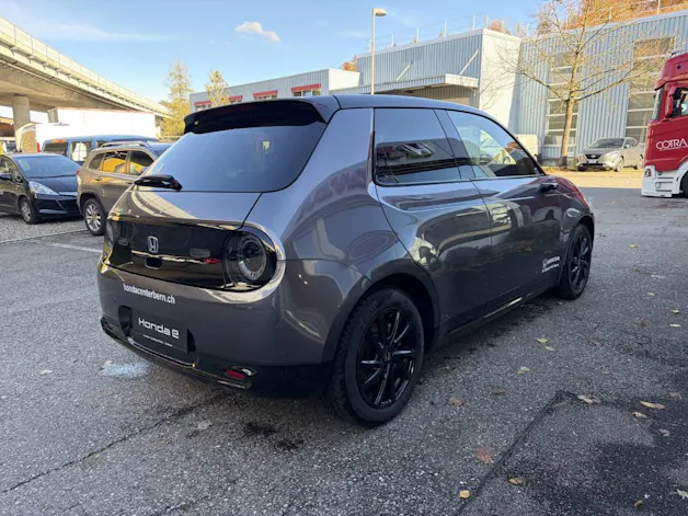 HONDA e electric Advance
