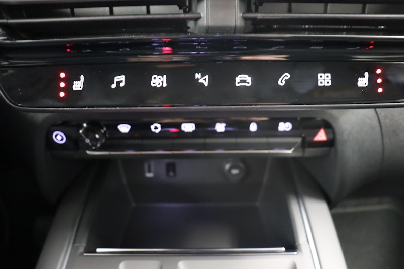 Vehicle image CITROEN C5 AIRCROSS