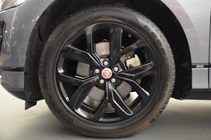 Vehicle image JAGUAR I-Pace EV400 SE AWD