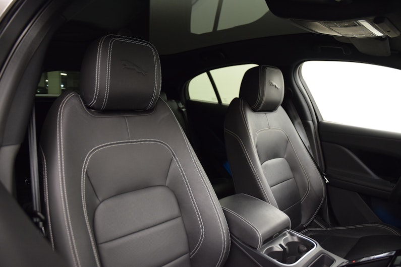 Vehicle image JAGUAR I-PACE