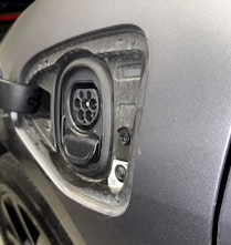 Vehicle image JAGUAR I-Pace EV400 SE AWD