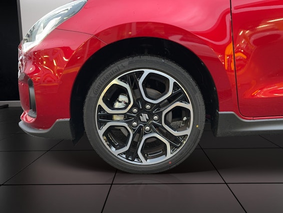 Vehicle image 8