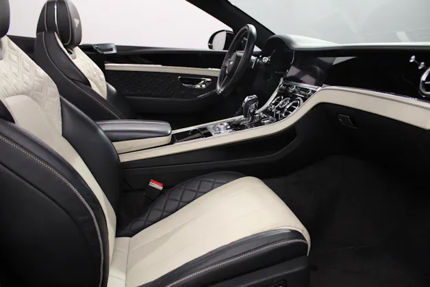 Bentley Continental GTC 6.0 W12