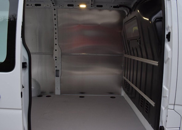 Vehicle image 14 Vehicle image 14