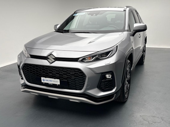First vehicle image