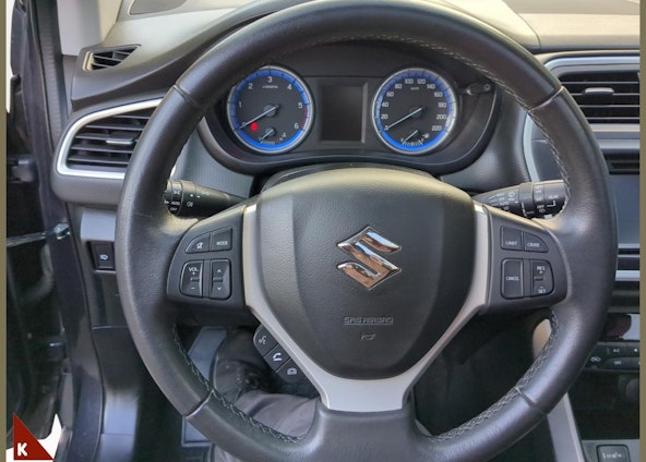 Vehicle image 9 Vehicle image 9