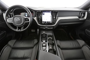 Vehicle image VOLVO XC60 2.0 T8 TE R-Design eAWD