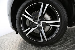 Vehicle image VOLVO XC60 2.0 T8 TE R-Design eAWD