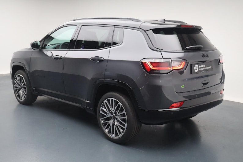 Vehicle image JEEP COMPASS