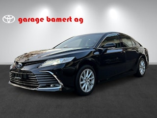 Vehicle image TOYOTA CAMRY