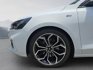 Ford Focus Station Wagon 2.0 EcoBlue 150 ST-Line