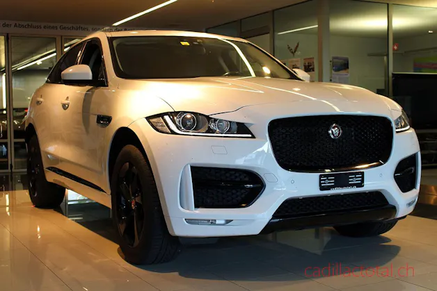 Jaguar F-Pace  25d R-Sport AWD