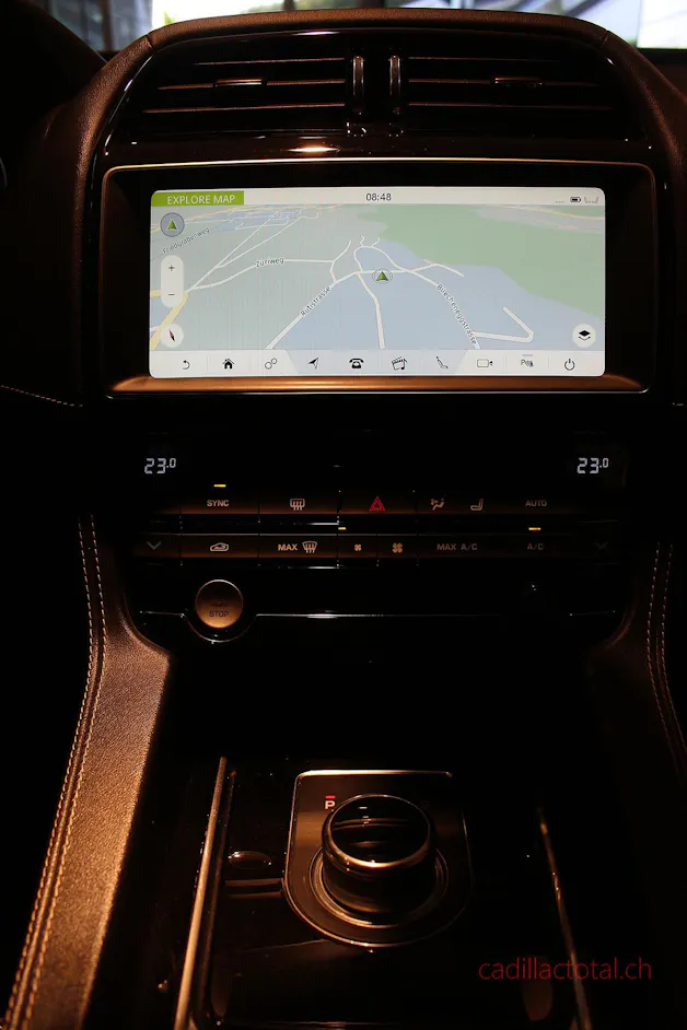 Jaguar F-Pace  25d R-Sport AWD
